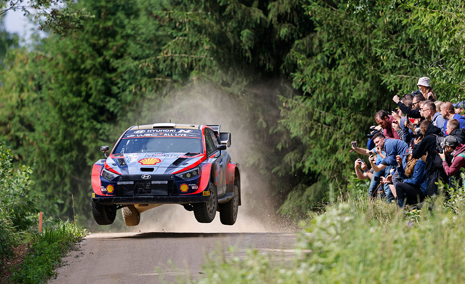 You are currently viewing WRC Estonia: Tänak receives 10-second penalty for HEV breach