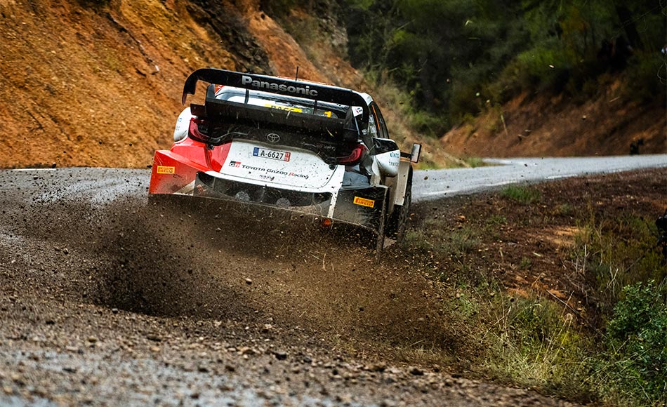 You are currently viewing WRC Spain: Ogier holds off Rovanperä to lead RallyRACC by 4.8s after Day 1