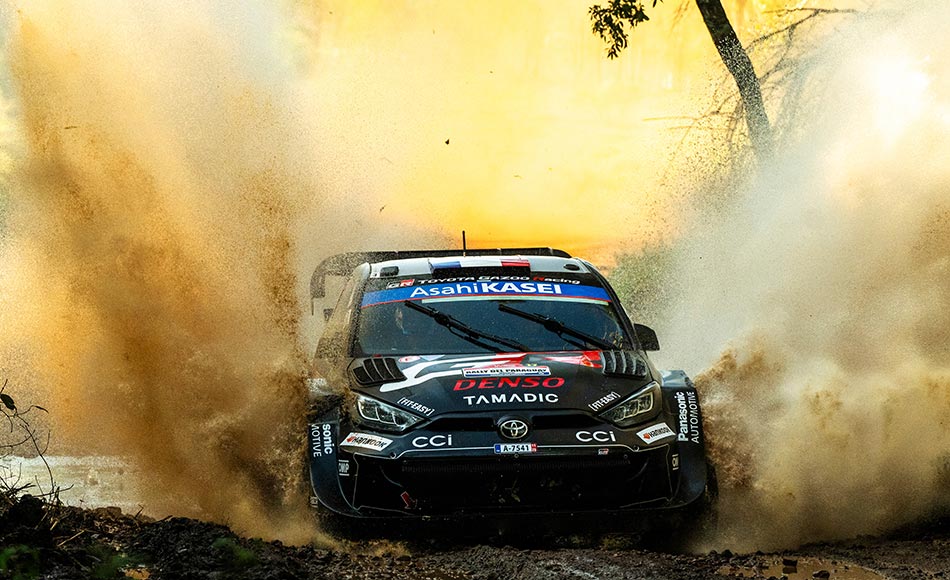 Ogier takes WRC Rally Paraguay lead after Day 2 as Rovanperä punctures