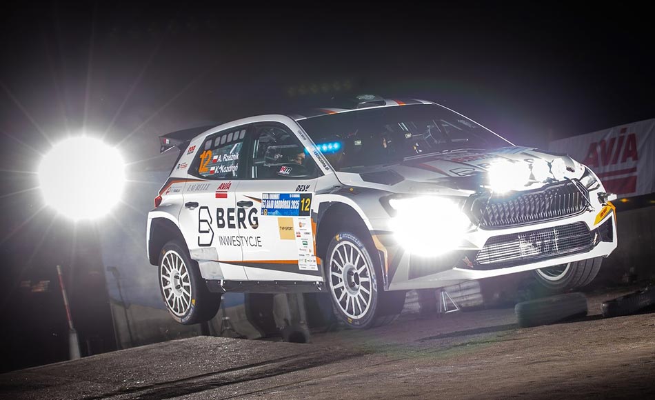 Adrian Rzeźnik (19) kicks off the season in the Arctic Rally with Skoda Fabia RS Rally2