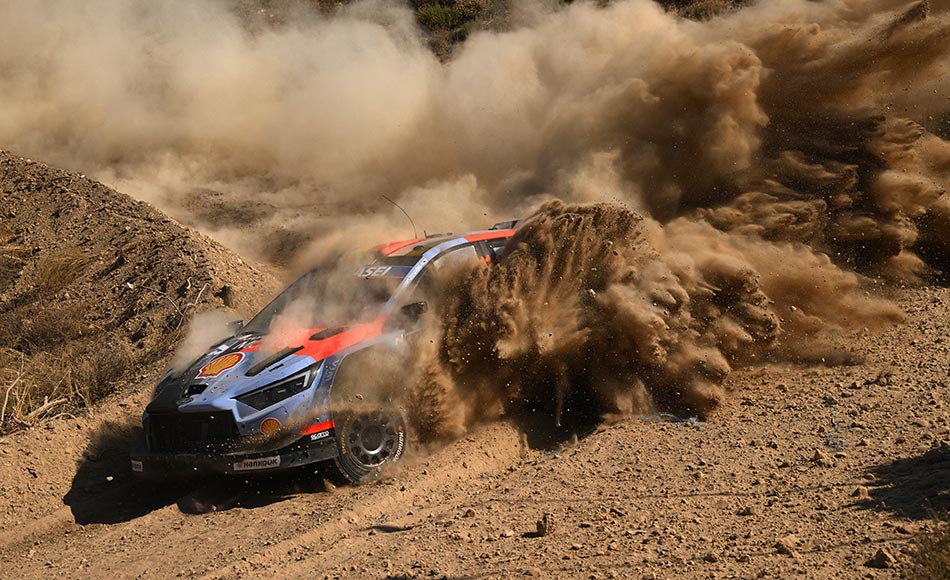 WRC Acropolis Rally Greece: Neuville takes slender lead over Ogier into final day